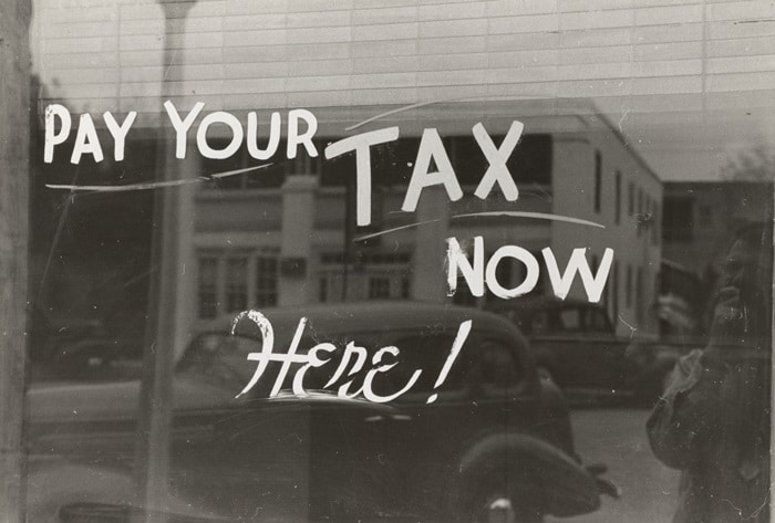 自動車税　減税